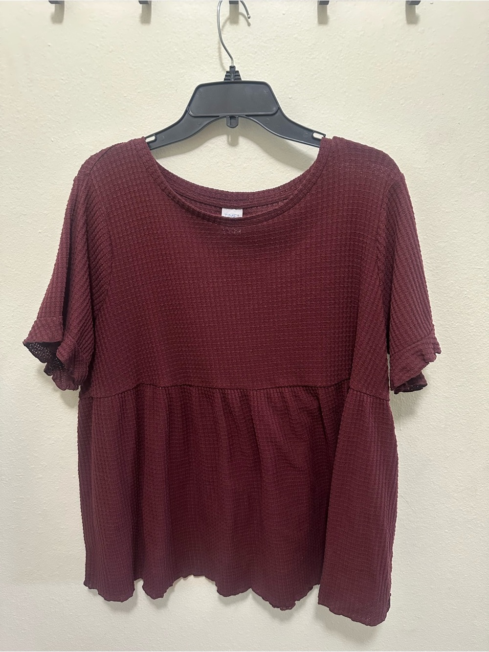 Time and Tru  Maternity Burgundy Waffle Knit Short Sleeve Peplum Top